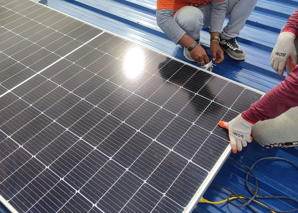 Unione Europea Stati Uniti Consegna a domicilio gratuita Pannelli solari in vendita 500 Watt 550w Pannelli solari per la casa