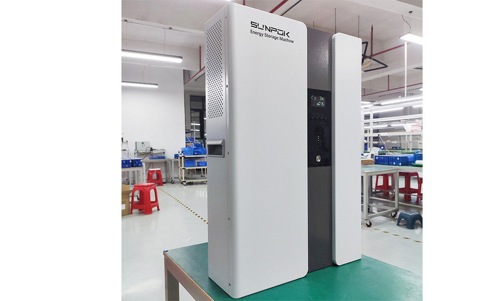 Sistema solare domestico all-in-one off-grid ESS con potenza di uscita di 5-10 KWh e potenza di 5 kW